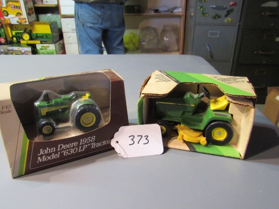 diecast JD 1958 "630 LP"tractor & JD lawn & garden tractor W/box