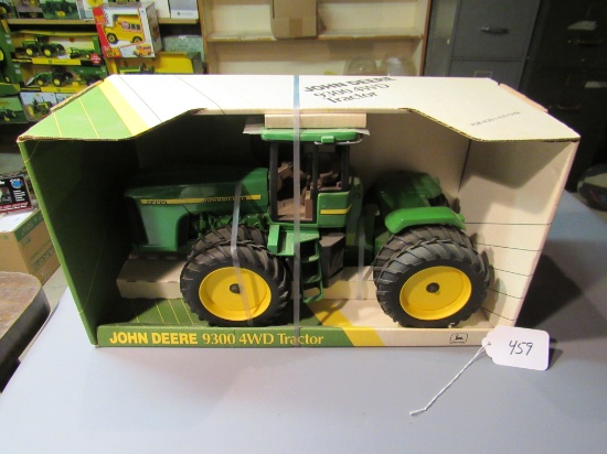 diecast JD 9"9300 4WD" tractor W/box