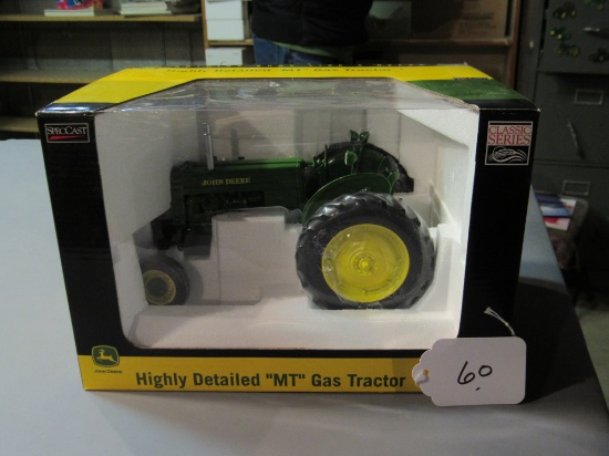 diecast JD highly detailed "MT" gas tractor W/ box