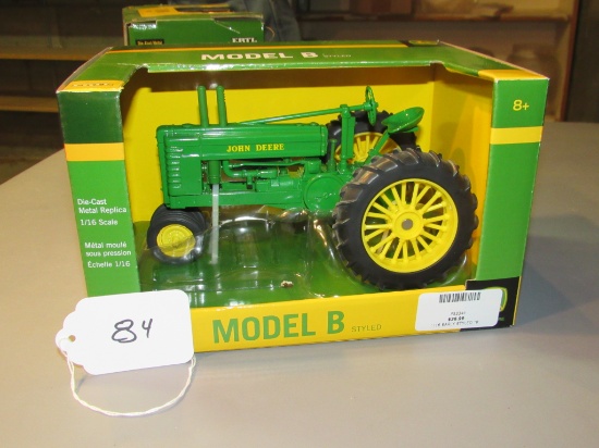 diecast JD "B" tractor  W/box