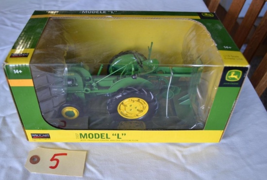 Diecast JD "L" tractor 1/16th scale