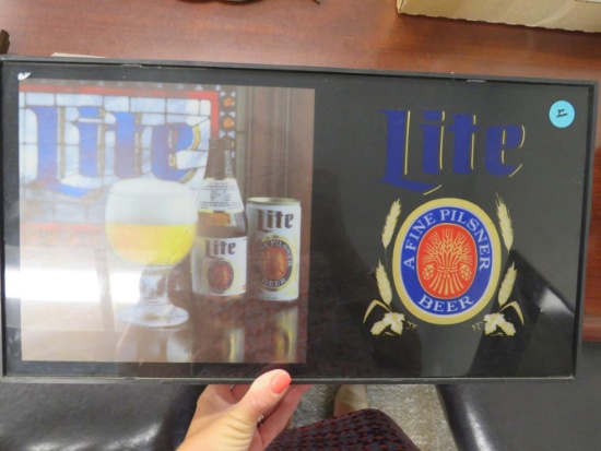 Lite Beer lighted sign