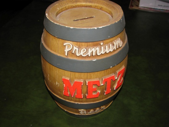 Premium Metz Barrel Piggy Bank