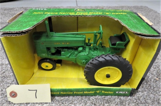 John Deere Narrow Front Model "G" Tractor
