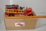 diecast firetruck W/box