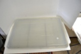 industrial baking sheet with metal rack & plastic lid