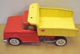 metal Tonka dump truck