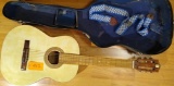 Acoustic Guitar w/case