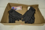 Leather women's gloves