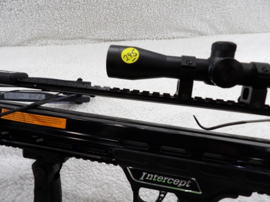 Carbon Express Intercept Series Crossbow w/16 Bolts & Soft Case & Quiver w/Scope