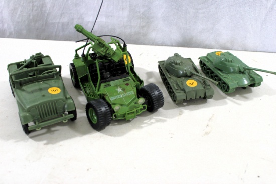 4 toy Army vehicles