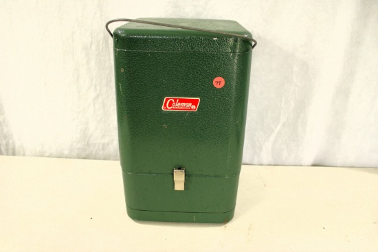 Coleman lantern W/ metal case