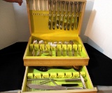 Wm Rogers flatware W/ case