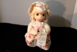 Precios Moments doll