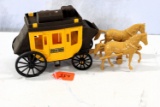 Plastic stage coach W horses