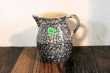 Robinson spongeware crock pitcher