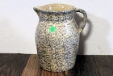 Robinson spongeware crock pitcher