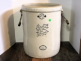 Western #8 crock W/dual bail wire handles