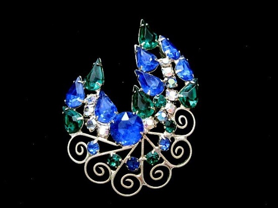 Juliana Rhinestone Brooch 2 1/2"