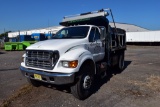 2002 Ford F-750 Super Duty Single Axle Dump Truck