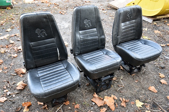 Ass't Mack / Bostrom Talladega Series 914 Truck Seats