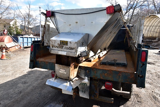 DownEaster Stainless Steel Salt Spreader