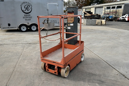 Skyjack SJ12 Man Lift