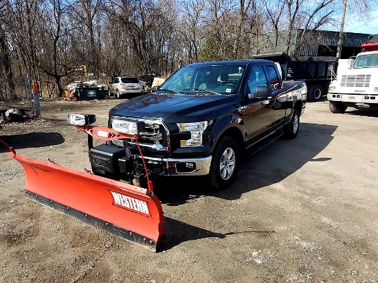 2015 Ford F150 XLT V8 Extended Cab 4WD Pick Up w/ Western Snow Plow