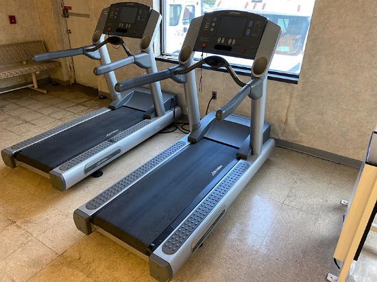 LifeFitness 95Te Treadmill