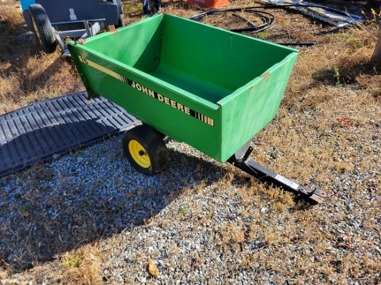 John Deere 15 Lawn Dump Cart 1660lb capacity