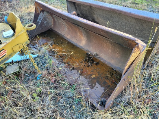 Skid Steer Bucket, 82"