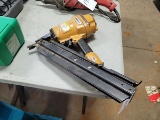 Stanley Bostitch Pneumatic Mag fed Nail Gun