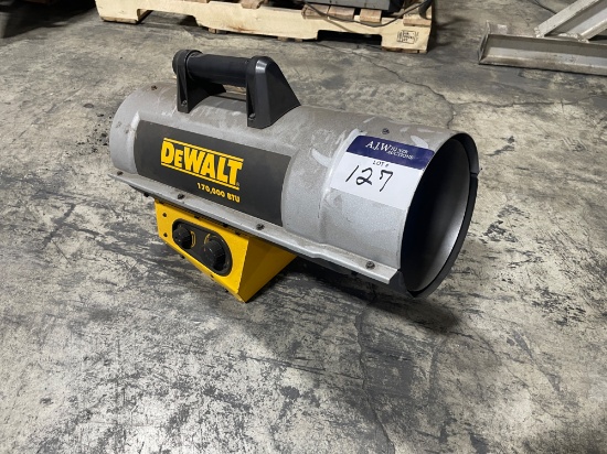 DeWalt 170,000 Forced Air Propane Heater