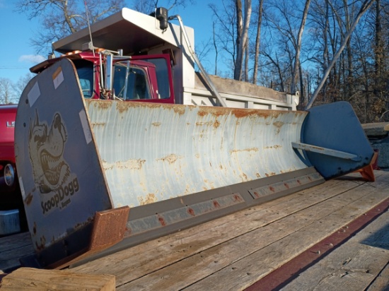 Buyer Scoop Dogg 12ft Snow Pusher