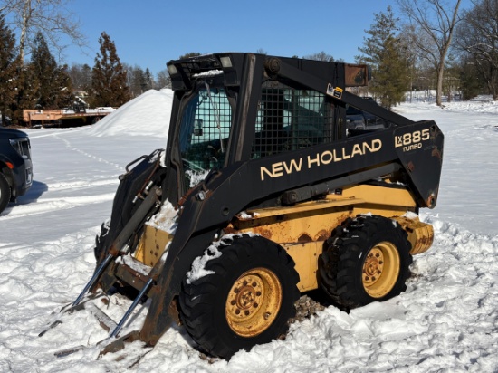 New Holland LX885 Turbo Skid Steer Loader