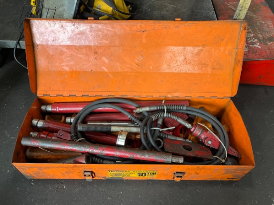 Central Hydraulics 10-Ton Portable Hydraulic Body-Repair Kit