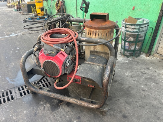 NorthStar Commercial Hot-Water Pressure Washer with Honda GX630 Engine