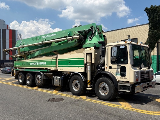 2015 KCP 52RX-170 Concrete Boom Pump Mounted on 2015 Mack MRU613 Truck