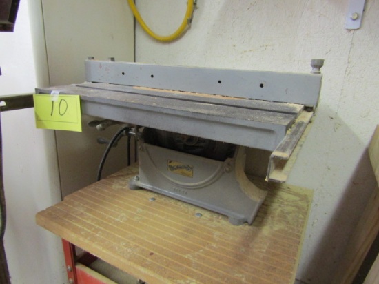 Delta 8" Table Saw