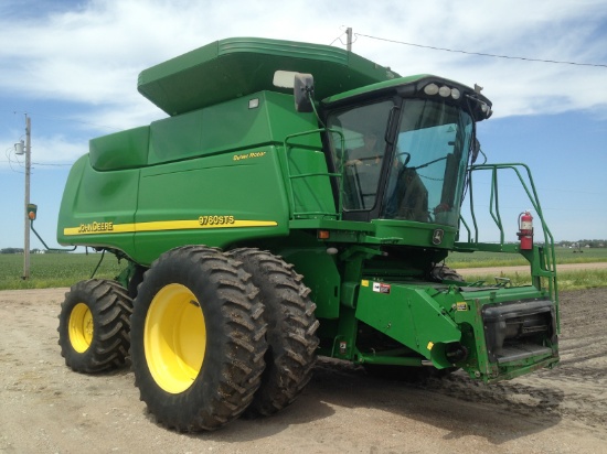 Tractors Trucks Farm Equipment Auction