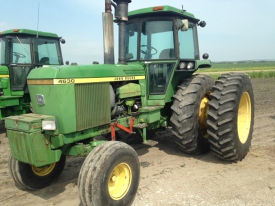 JD4630 Serial #4630P024947R, 2 Hydraulic, Quick Hitch, Shows 4428 hrs. Power Shift, 10 Weights