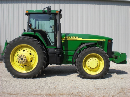 2000 JD 8210 Tractor