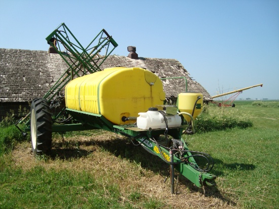 Wetherell RS 1000 pull sprayer