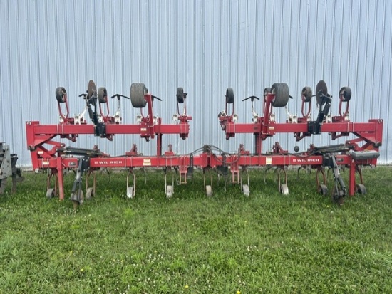 Wil-Rich 16-Row Folding Cultivator