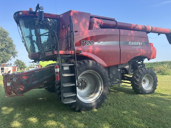 2009 Case IH 7120 Combine