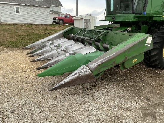 John Deere 643 6-Row 30-Inch Corn Head
