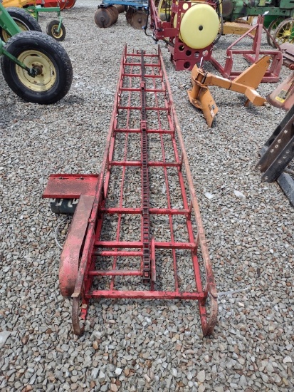 Hay Elevator (QEA 5353)