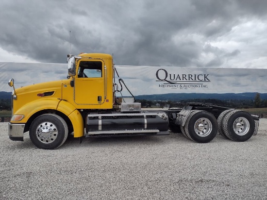 14 Peterbilt 384 Truck Tractor^TITLE^ (QEA 4960)