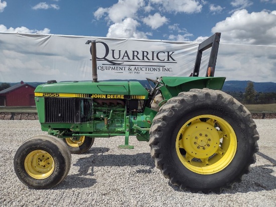 88 John Deere 2555 Tractor (QEA 6552)