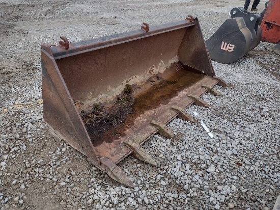 John Deere Worksite Pro Tooth Bucket (QEA 4913)